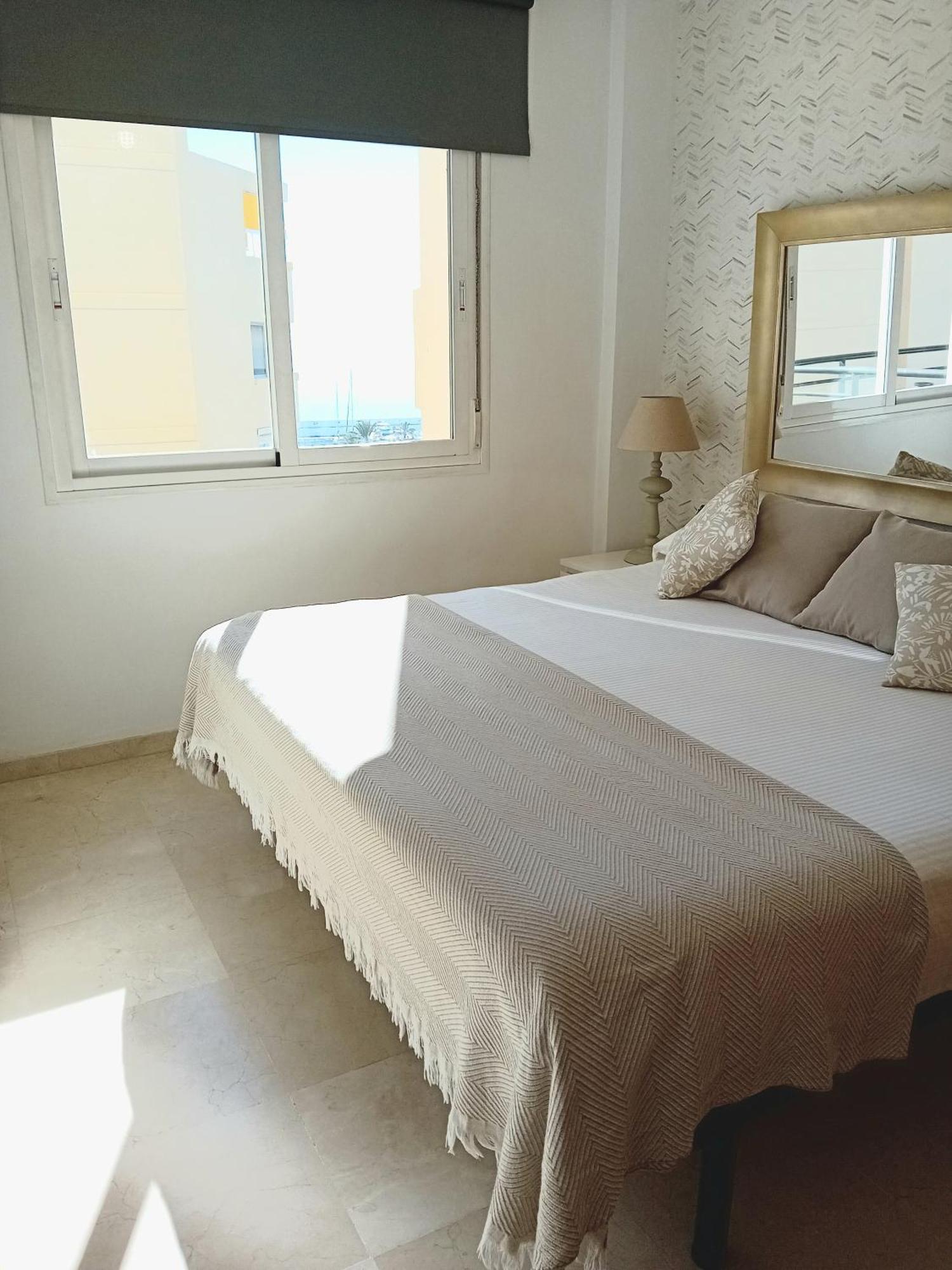 Fantastico Apto Vistas Mar Marbella Centro Luaran gambar